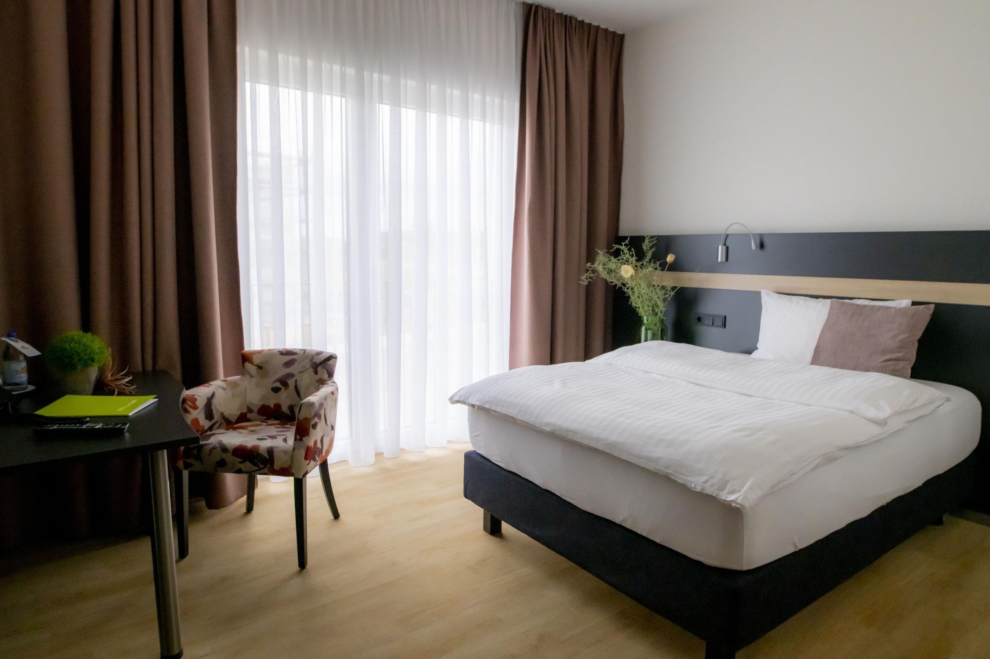 רנינגן Hotel Campo מראה חיצוני תמונה