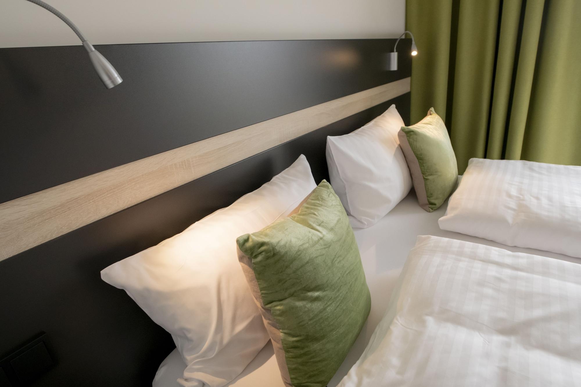 רנינגן Hotel Campo מראה חיצוני תמונה
